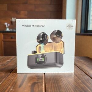 Wireless Lavalier Microphone 2TX 1RX for iPhone Android 2.4GHz Noise Cancel Mic